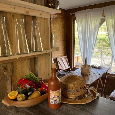 度假居 Boutique Glamping Divja Divine Zgornja Korena