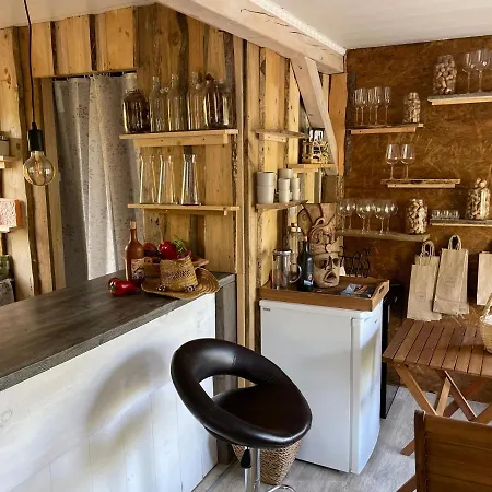 Boutique Glamping Divja Divine 度假居