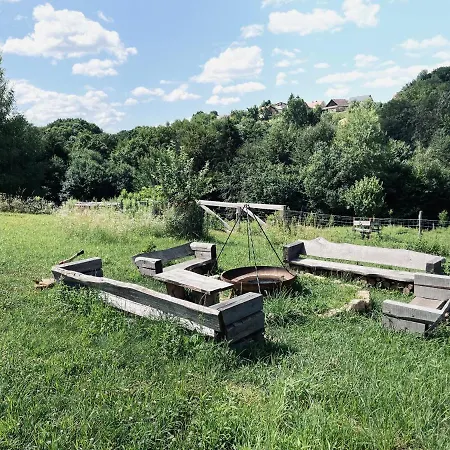 Boutique Glamping Divja Divine Zgornja Korena