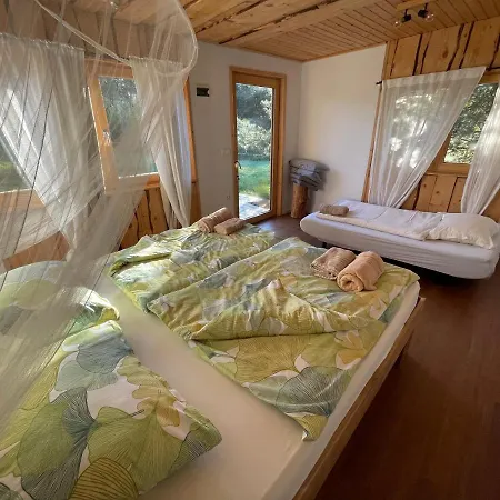 Boutique Glamping Divja Divine Holiday home