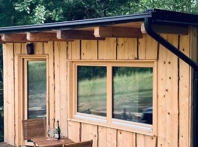 Сasa de vacaciones Boutique Glamping Divja Divine *