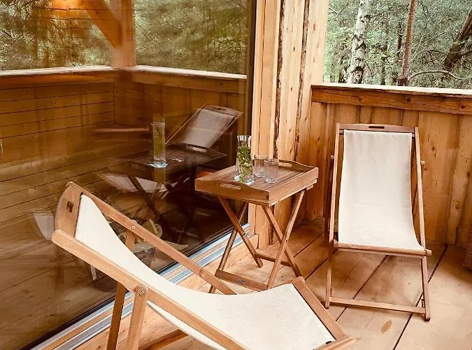 Boutique Glamping Divja Divine Сasa de vacaciones Zgornja Korena