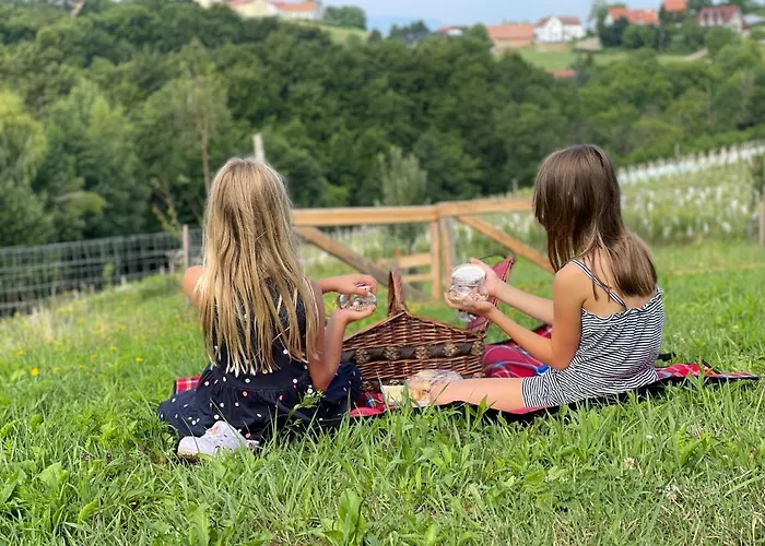 Boutique Glamping Divja Divine Tatil Evi *