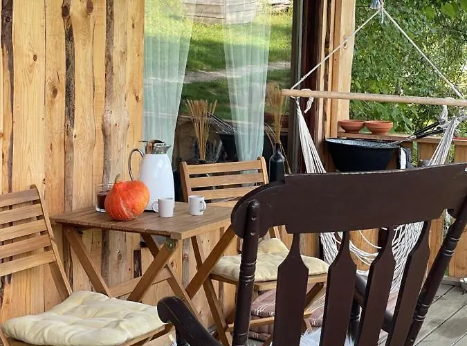 Boutique Glamping Divja Divine Сasa de vacaciones *