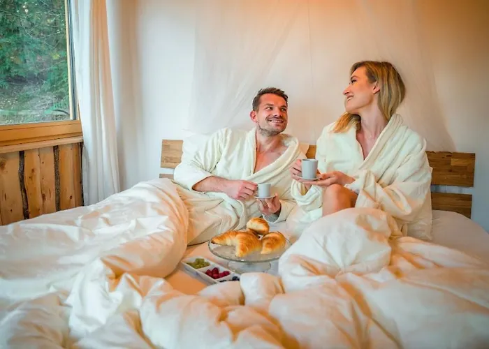 Сasa de vacaciones Boutique Glamping Divja Divine *